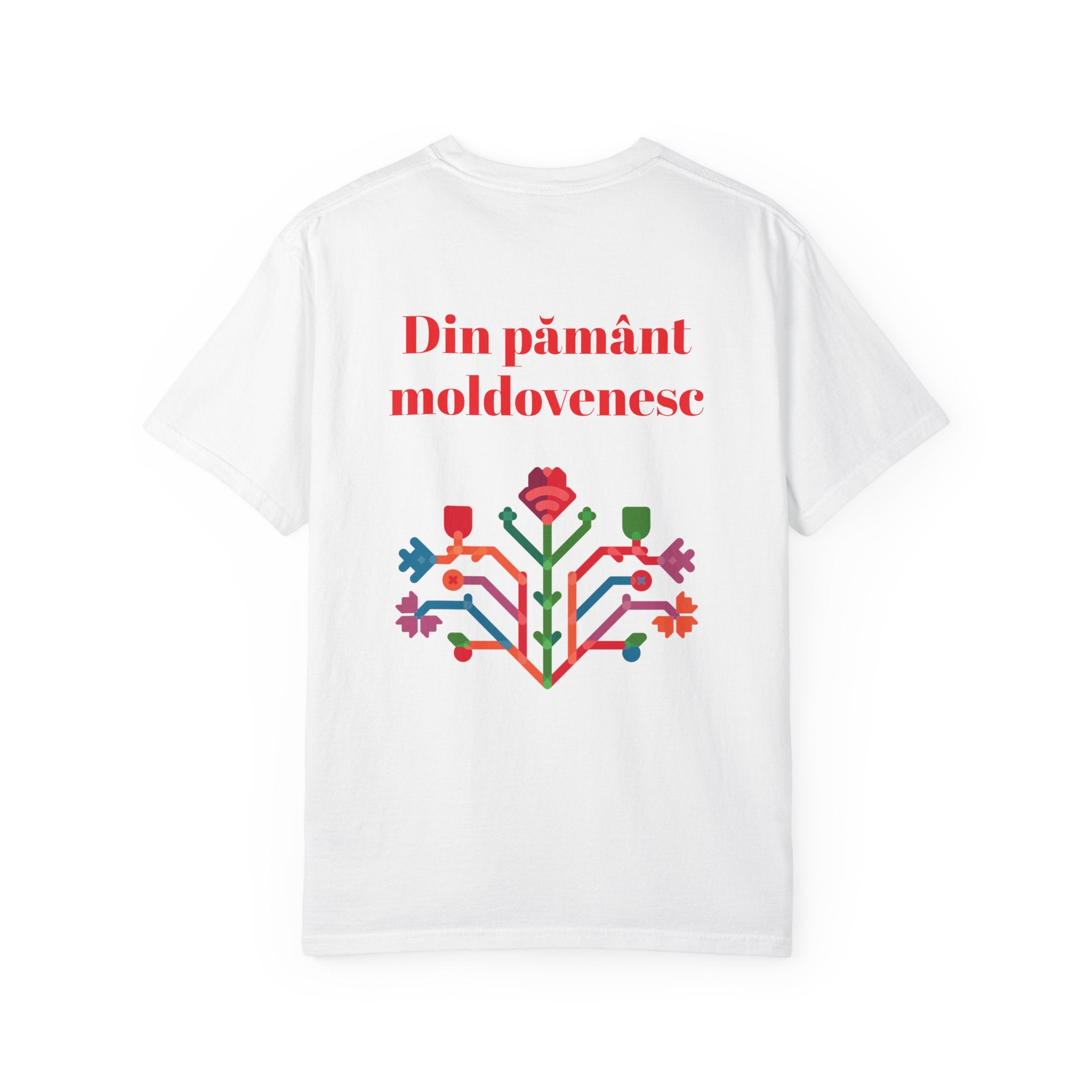 T-Shirt — "Din pământ moldovenesc" Floral Folk Design