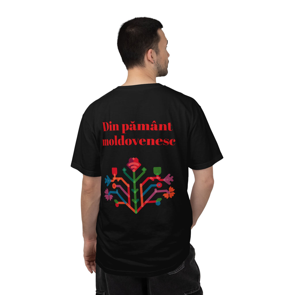T-Shirt — "Din pământ moldovenesc" Floral Folk Design