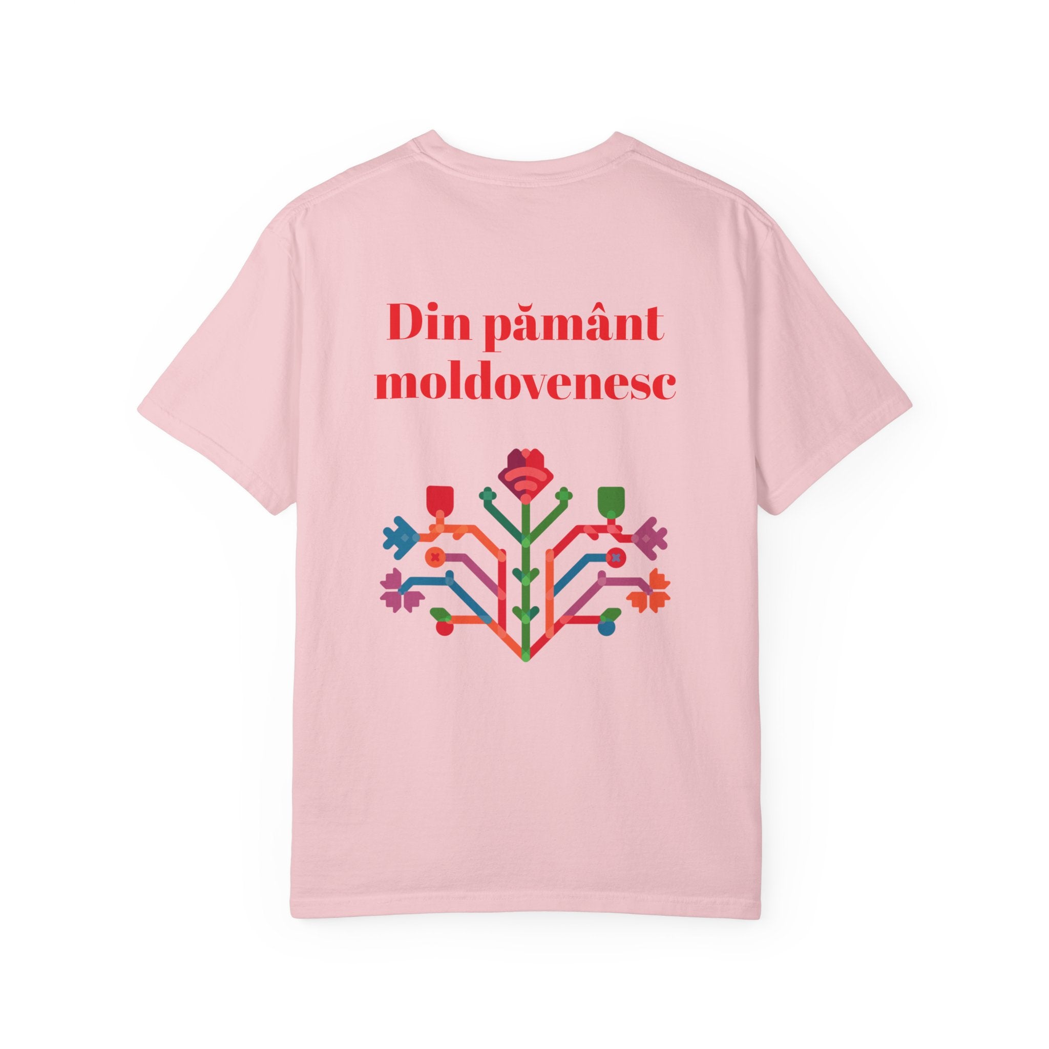 T-Shirt — "Din pământ moldovenesc" Floral Folk Design